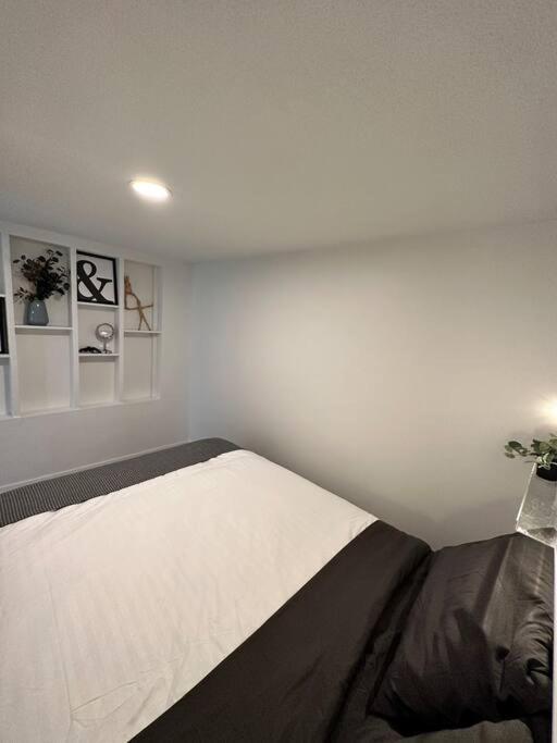 Apartamento Petite Main Street Haven Vancouver Exterior foto